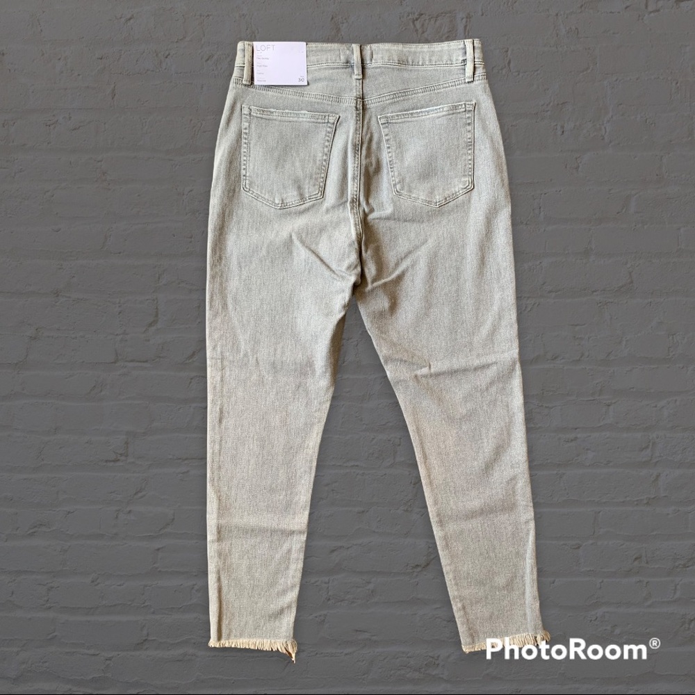 LOFT Curvy High-Rise Skinny Jeans Sz 30/10 - Picture 2 of 9